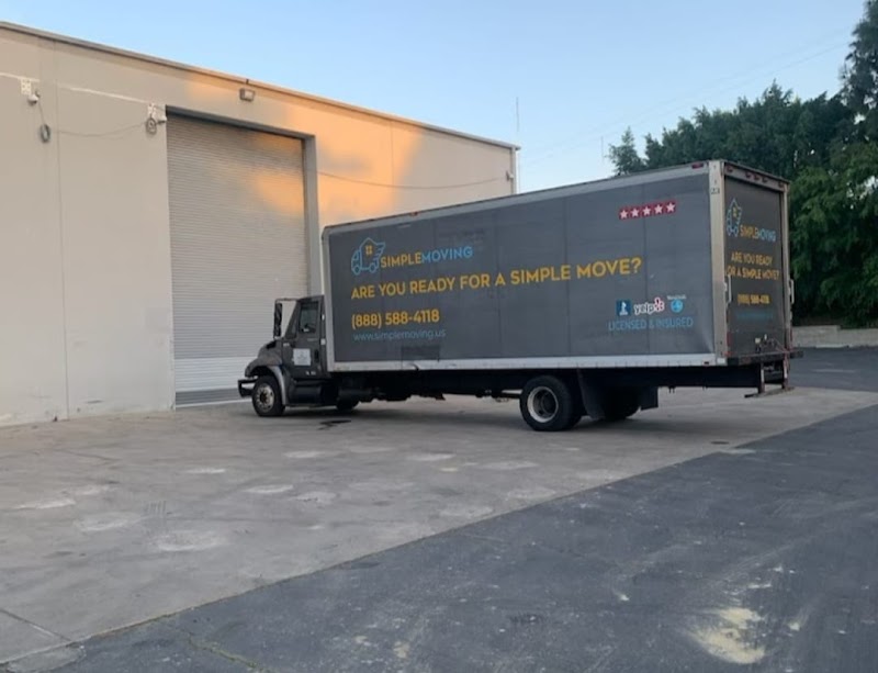 Simple Moving photo
