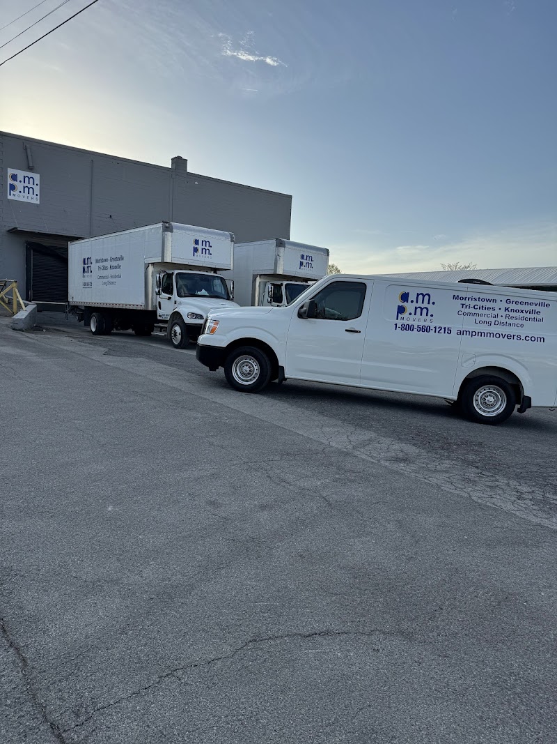 Am pm Movers logo