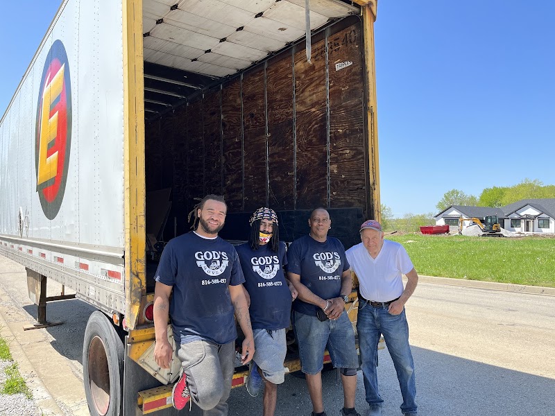 God’s Movers LLC logo