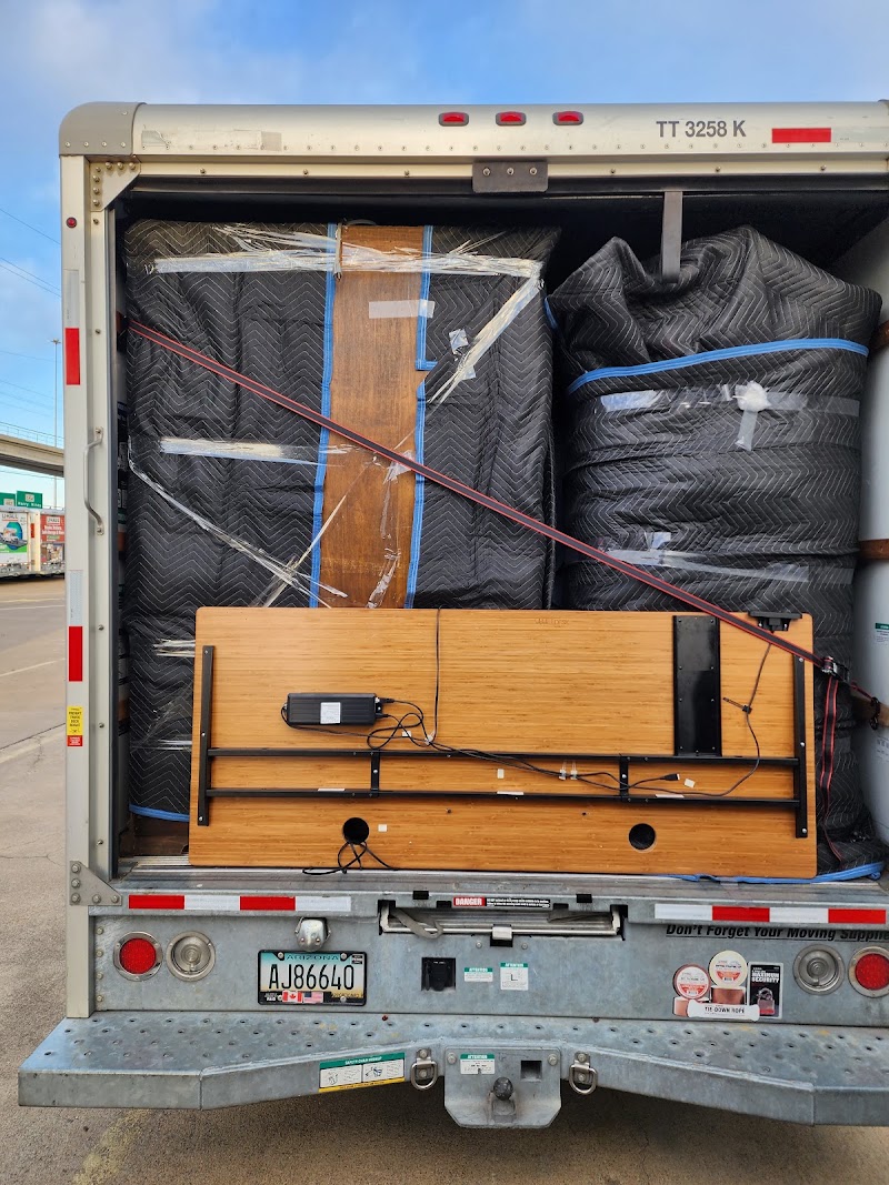 Big Gunz Movers & Home Improvement photo