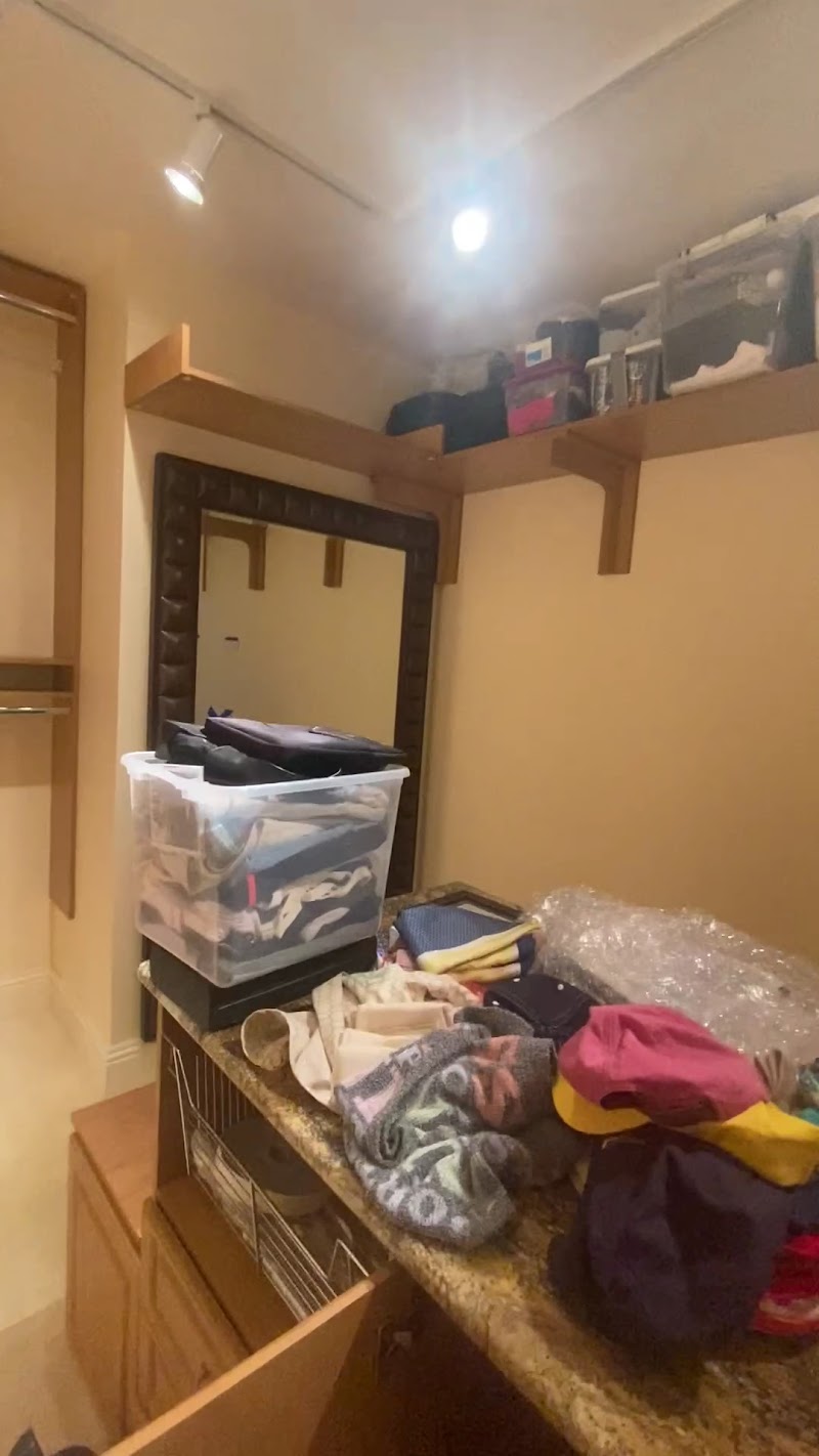 Kin Furniture & Moving Logistics photo