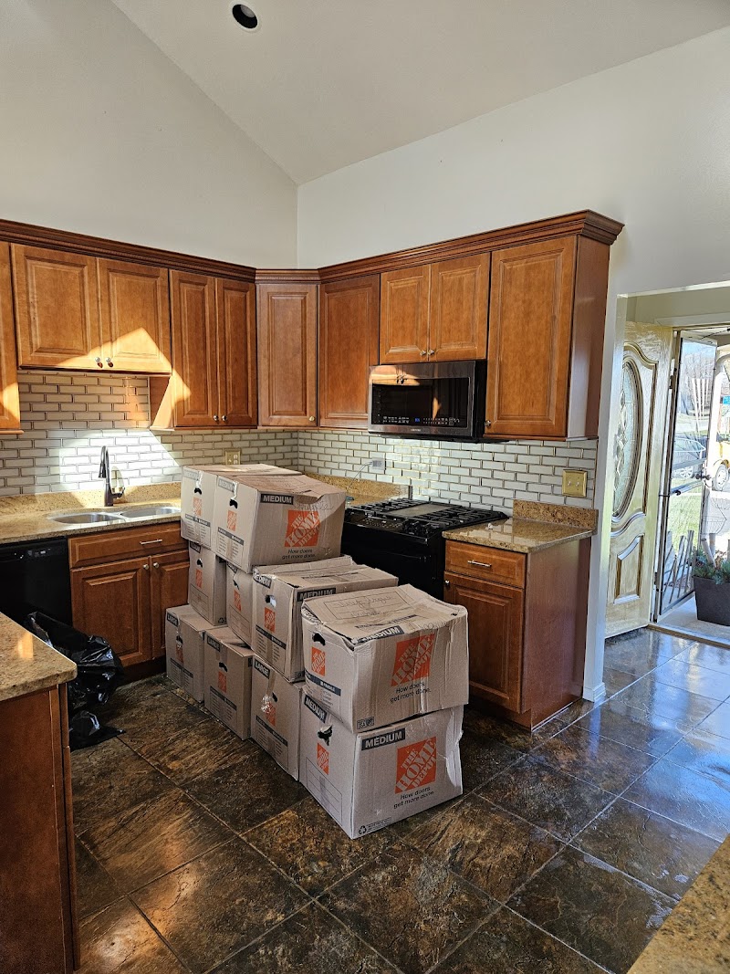Chicago Favorite Movers LLC photo