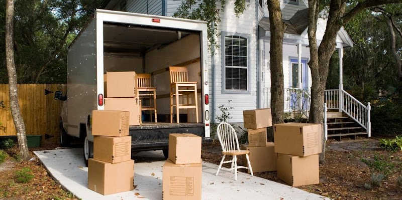 Master Moving Company LLC IA logo