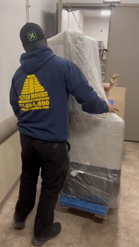 Azteca Movers Inc photo