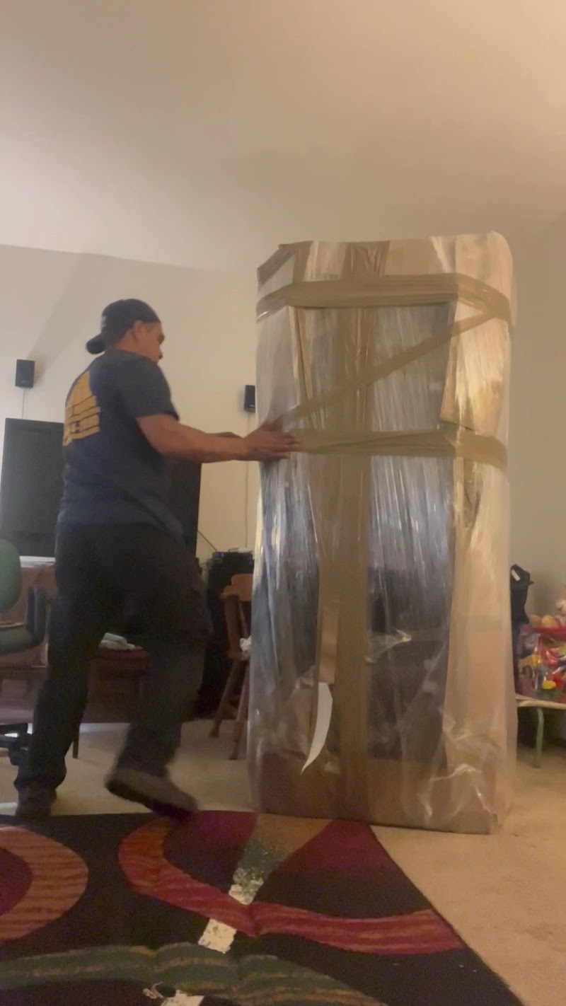 Azteca Movers Inc photo