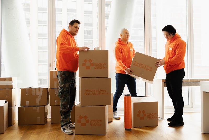 Orange Truck Movers photo
