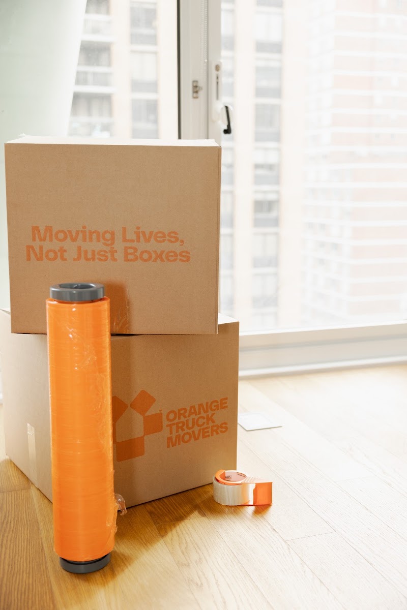 Orange Truck Movers photo