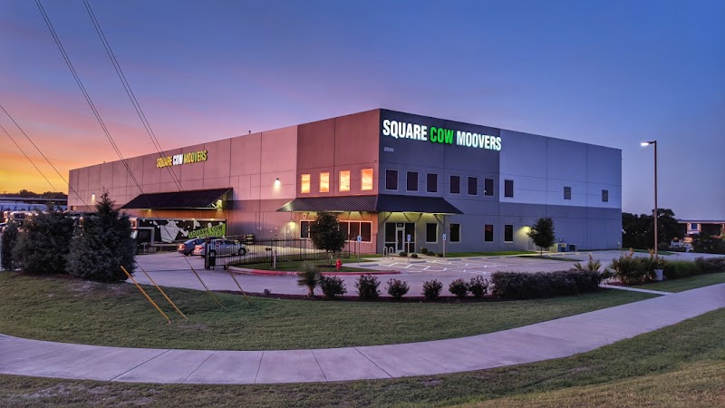 Square Cow Movers logo