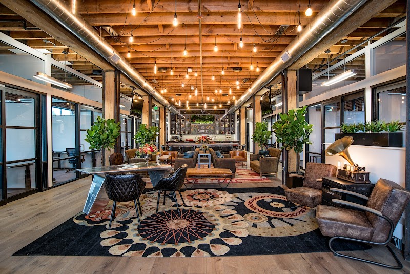 Shift Workspaces - Bannock logo