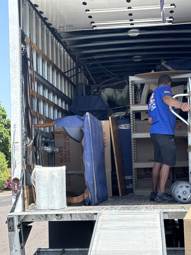 Poindexter Moving photo