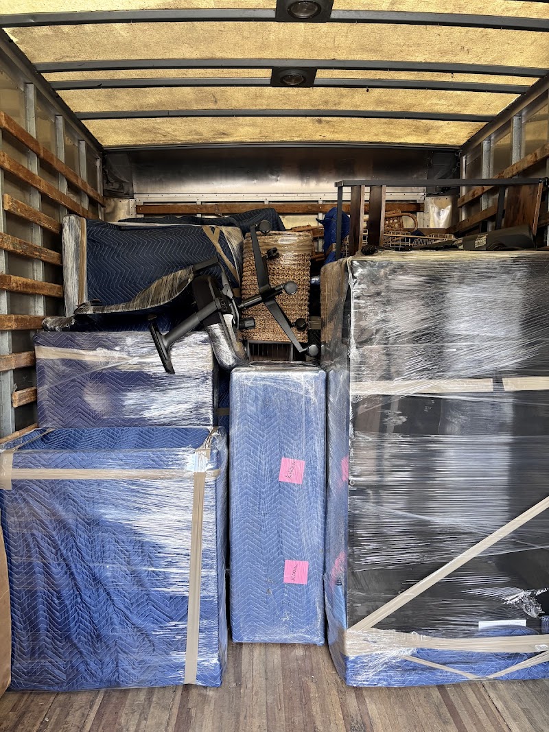 RD MOVING CA photo
