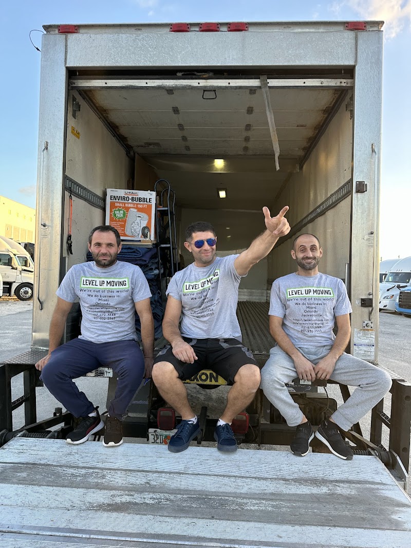 level up moving FL photo