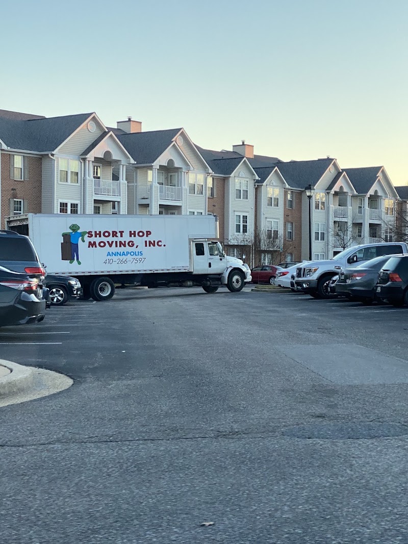Short Hop Moving, INC. logo