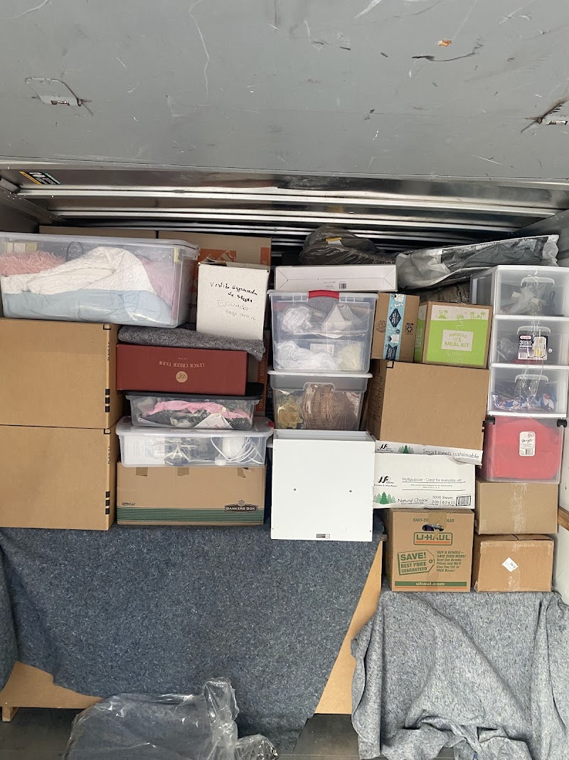 Hall-away-movers UT photo
