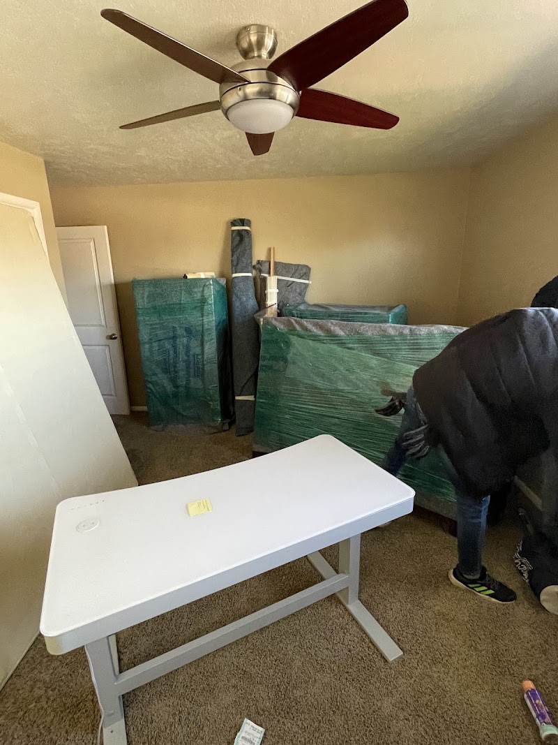 Hall-away-movers UT photo