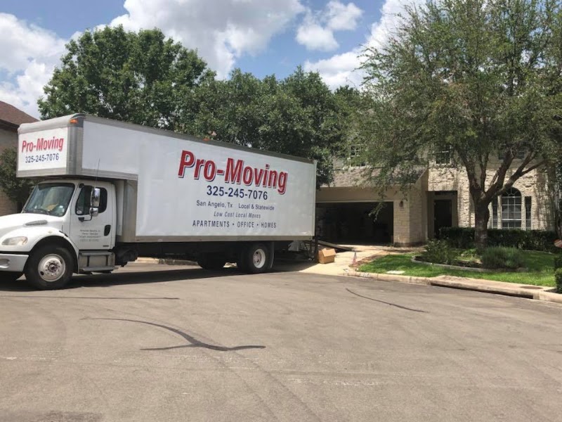 Pro-Moving of San Angelo logo