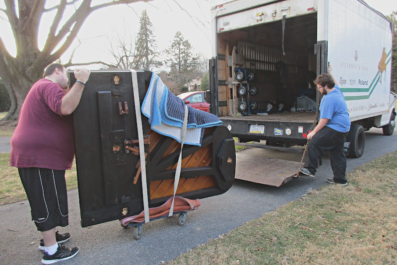 David Hartman & Son Piano Moving logo