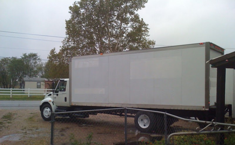 A+ Movers logo