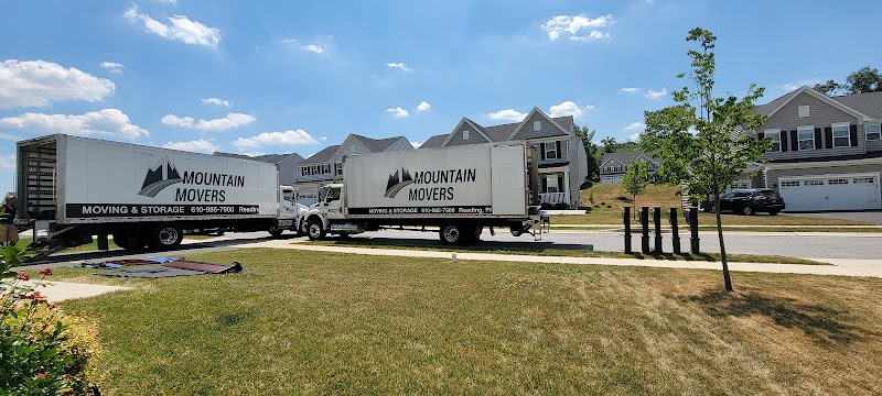 Mountain Movers LLC logo